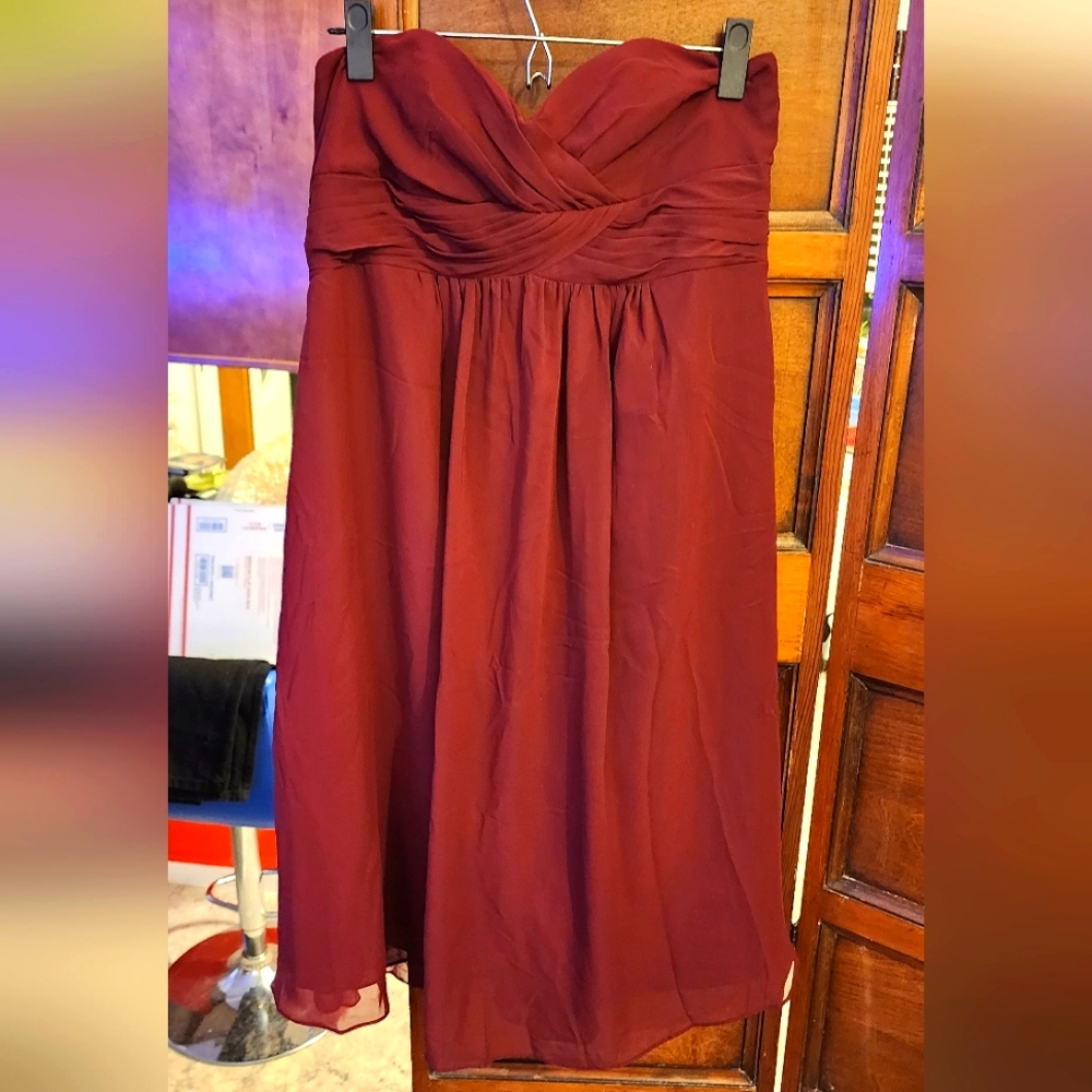 Cute strapless dress